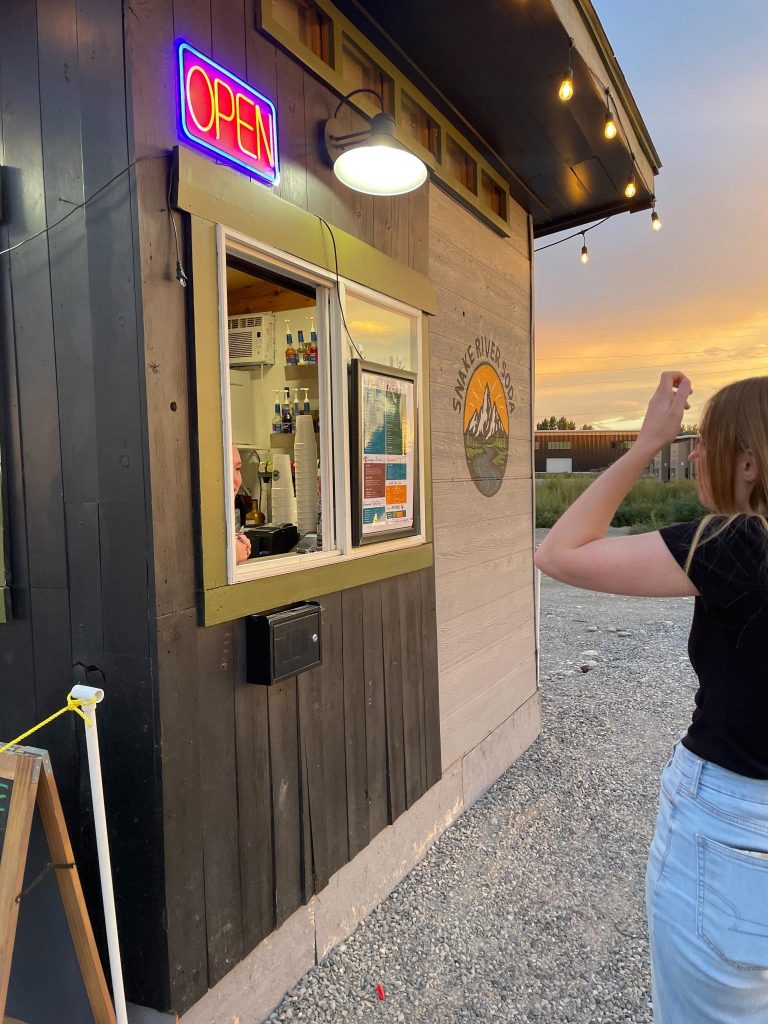 ordering drinks at snake river soda rexburg idaho drive through window